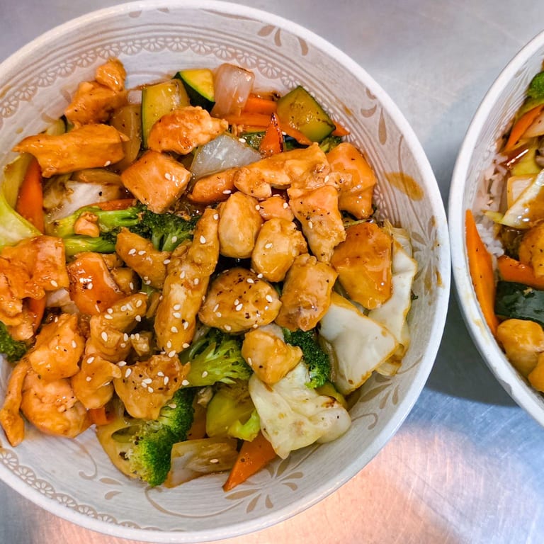 Delicious Alaska Roll Experience